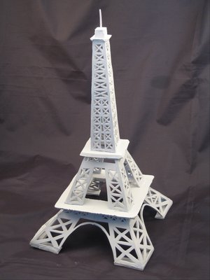 How to Make an Eiffel Tower Out of Paper Clips